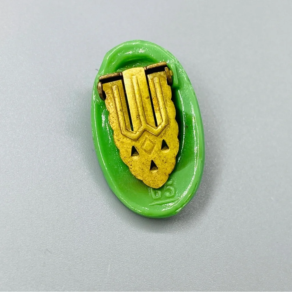 Vintage Art Deco Poured Glass Dress Clip Pin - Picture 5 of 15